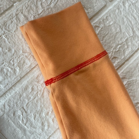 North Face Women’s Medium Peach Orange Zip-up Athletic Jacket - Picture 10 of 15